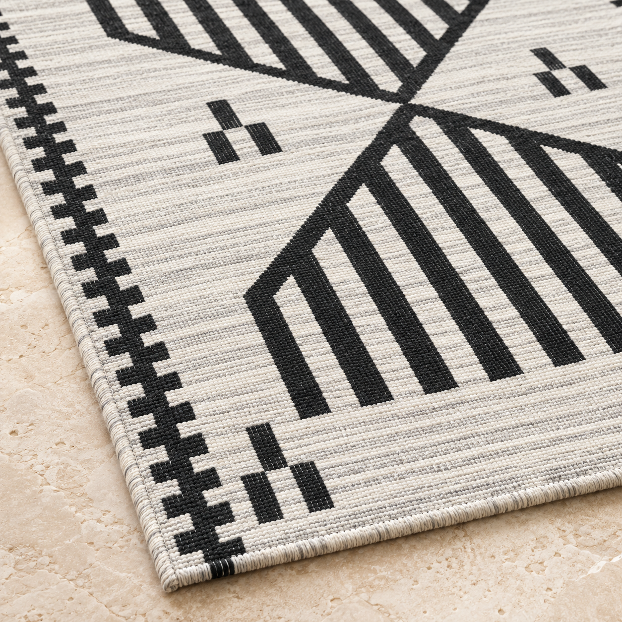 rugger-11743-detail-2026.png